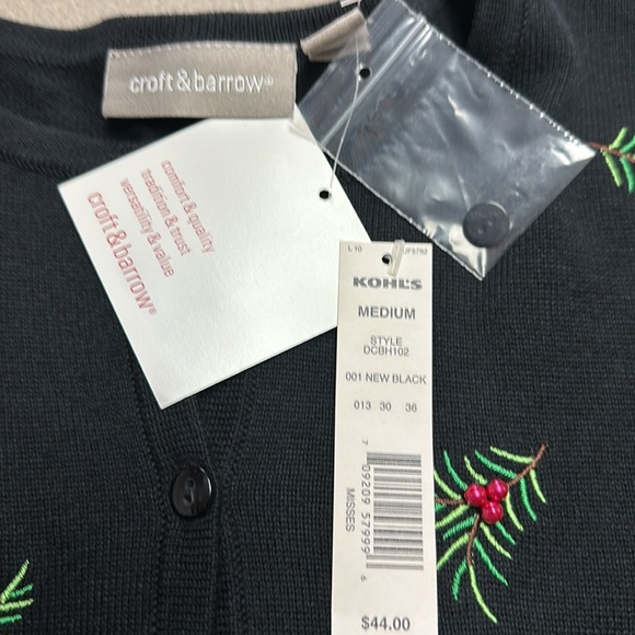 Croft and Barrow Cardinal Sweater size Medium NWT - Picture 8 of 8